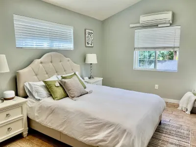 Cozy and quiet Detached unit 1 bedroom in Beaverton area Hotels near Fred Meyer Grocery Pickup and Delivery