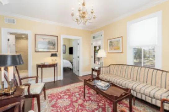 Historic 4-bedroom house in Gettysburg with AC, WiFi, walk to sites