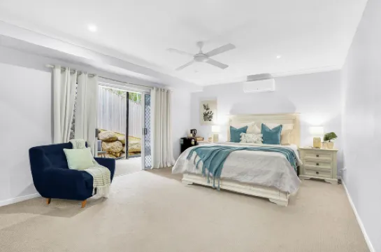 Palm Cove Studio Apartments