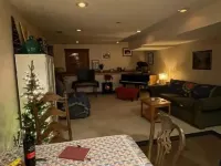 Charming 2-bedroom apartment with outdoor hot tub in rural area, private yard. Hotels in Barry County