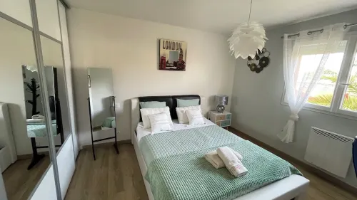 Luxurious Villa with a Heated Pool - Villas