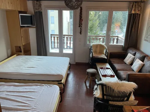 SUPER LIORAN INDIVIDUAL CHALET COMFORTABLE 8 BEDS