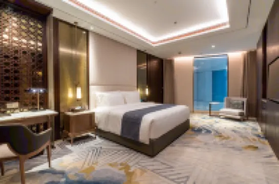 Arjuna Solitaire Hotel