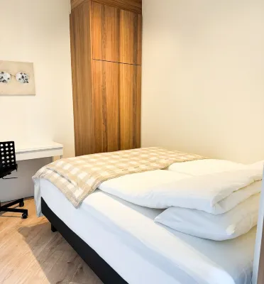 Luxurious modern apartment in Reykjavik with ocean view! Hotels in 