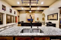 Tuscan Villa Outdoor Living, Jacuzzi & Gym