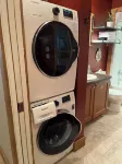 Lakefront Home away from Home - 3성급