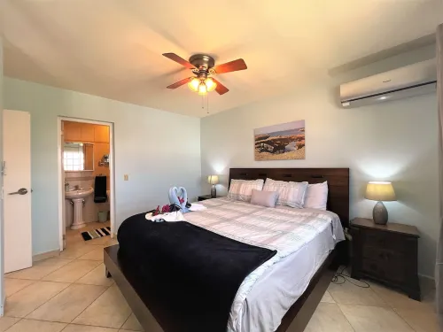 Lovely 2 bedroom 2 bathroom condo in Palm Beach
