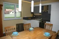 Quiet and Spacious Holiday Apartment 'Burgblick' Hotels in Mondfeld