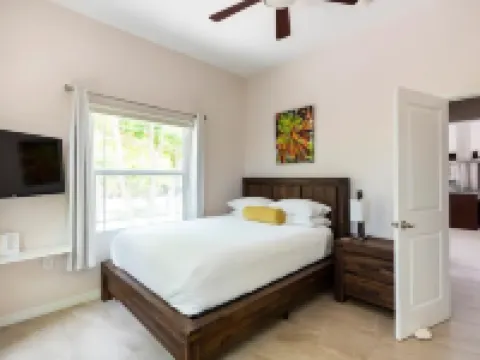 Luxury Oceanfront Cayman Brac Escape, Private Pool, 3Br Stunning Caribbean Views Hotels in Cayman Brac