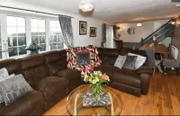 5 Bed House in Boston Lincolnshire- Sleeps 13