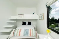Spectular 4 Bed Luxury Villa, private pool, 5 min to beach - St. James