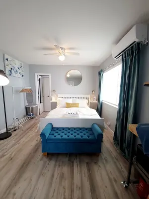 The Gem of Lake Worth!