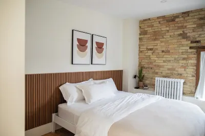 Historic 2 Bedroom Beach Lofts - Boutique Styled, Beach, Lake, stay Drifter Loft