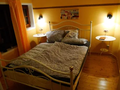 Cozy, quiet maisonette with arcade in the middle of Pirna's old town! DDR Museum附近的飯店