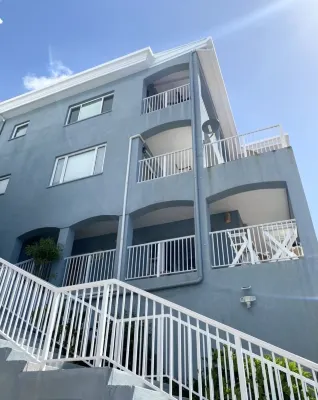 Luxury 4 bed / 3 bath - Be As You Are Villa - Cruz Bay, Poolside, Ocean Views! Hotels in 