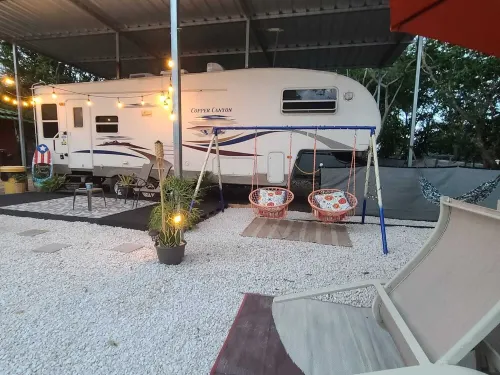 La Parguera, precioso , privado y comodo trailer se alquila, cerca de todo - Wifi