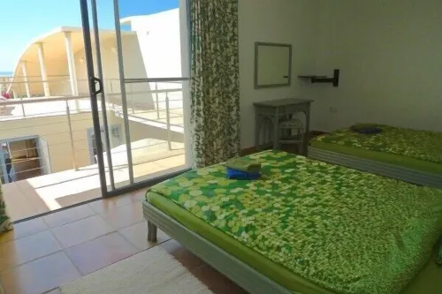 Villa with private pool, internet, close to the beach and sea views.