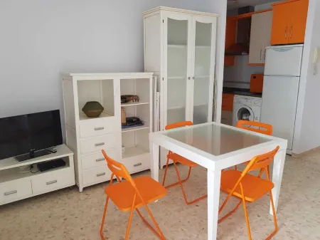 Apartment with sea views in the center of Conil. Отели в г. Конил-де-ла-Фронтера