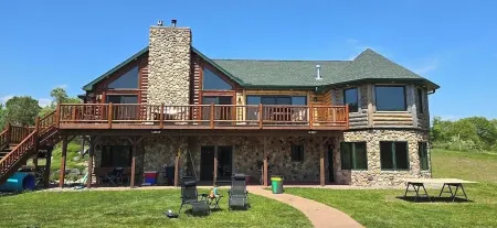 Fischer’s Secret Cabin on Private lake Отели в г. Джермантаун