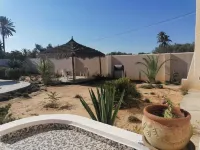 Relax in the comfort of Dar Elyas: our villa with swimming pool in Djerba! Các khách sạn ở 