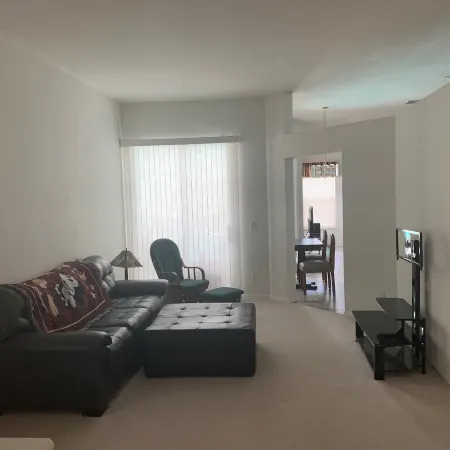 3 bedroom 2 bath Ranch with pool