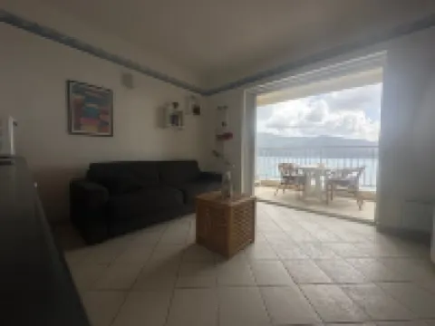 Appartement en Dernier Étage Avec Terrasse : vue mer Imprenable