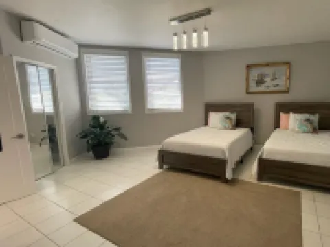 Breathtaking Island Views, Excellent Proximity to Major Beaches and More Hotels in Northside