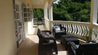 Comfort Suites - Three Bedroom Apartment