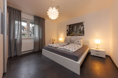 Andina's apartment, central and right on the forest