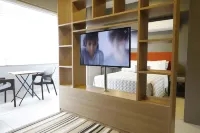 #1 Sophisticated Studio in Boaventura Da Silva - balcony