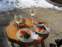 Sunny idyll at 1,300 m with a huge terrace opposite the mountains