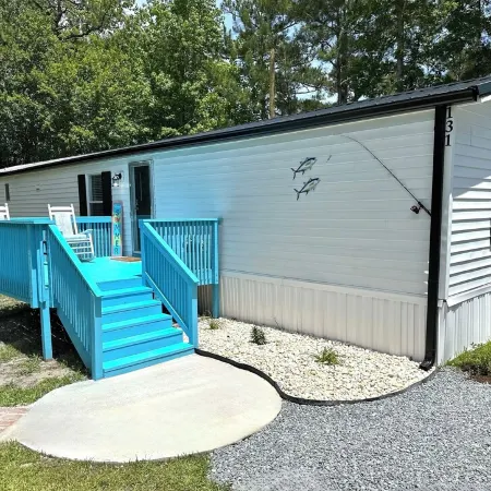 Cozy Beach Home w/ Fire Pit, Grill & Outdoor Swings— Min from Surf City Pier!