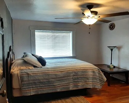 Tombstone's Vigilante Inn "EARP1Cozy, Quiet,  2 Blocks from All Festivities Hotels in Tombstone