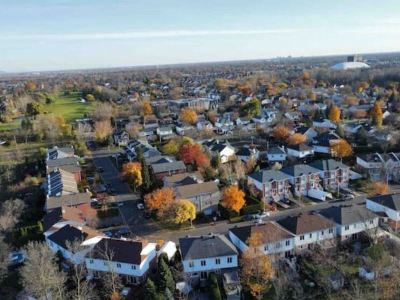 Cozy Suburban Retreat • Free Parking • Close to Montreal DownTown