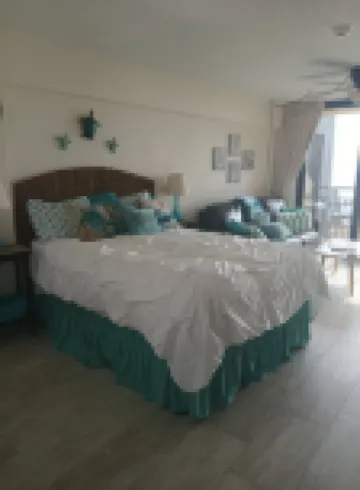 Surf&Sand and a drink in my hand