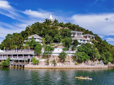 Pearl Bay Villas