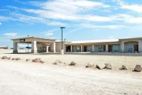 La Bonita Inn & Suites - Crane