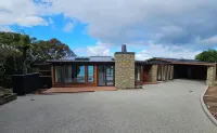 Luxury retreat for two beside the great lake Hotels in Acacia Bay