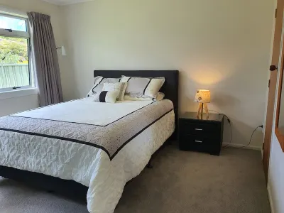 Rotorua Central Unit - quiet, cozy and convenient. Hotels in 