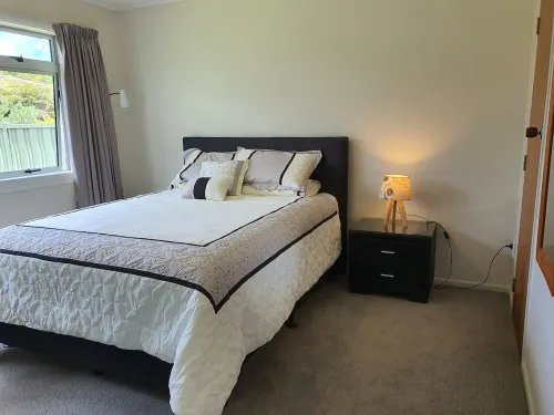 Rotorua Central Unit - quiet, cozy and convenient.