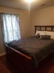 Clean, cozy, private Hotels near Crowfield Plaza