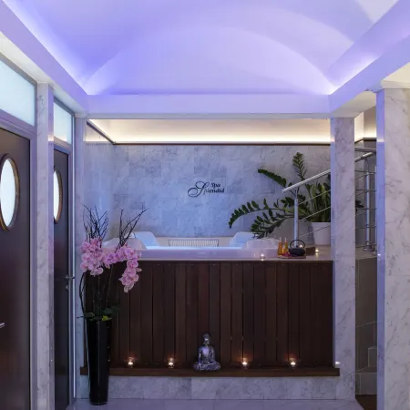 Hotel Gounod Fully Renovated