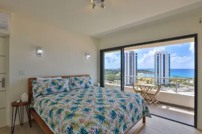 * NEW LISTING* Oceanview 2BR-walking distance to Mullet bay Beach