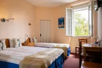 Hôtel du Soleil Hotels in Saint-Raphaël