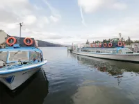 Bottle Tops Hotel a Hugill