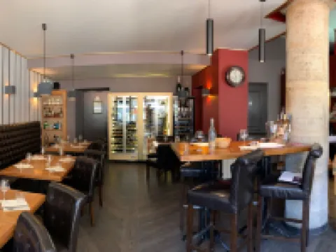 Logis du Parvis Hotels in Laon