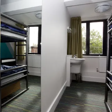 YHA London St Paul's Отели рядом с достопримечательностью «Саутворк»