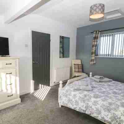 Beach Reach Rooms
