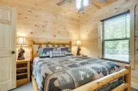 Sip, Hike and Explore Sleek Retreat in Cleveland!