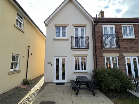 Gone Crabbing Отели рядом с достопримечательностью «Файли Бич»